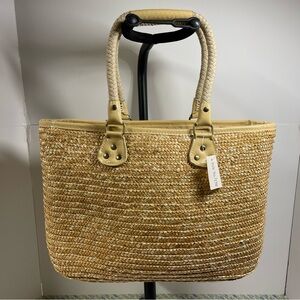 Womens Straw tote, never used
